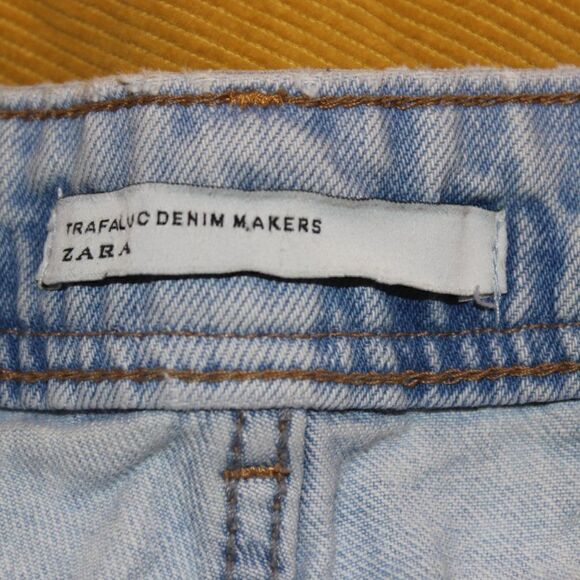 Zara Trafaluc High rise Shorts Cut Off Women Size 08 - Picture 8 of 9